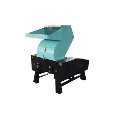 Plastic recycling equipment crusher